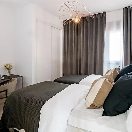 Dja- Modern 2 Bedroom Close To *